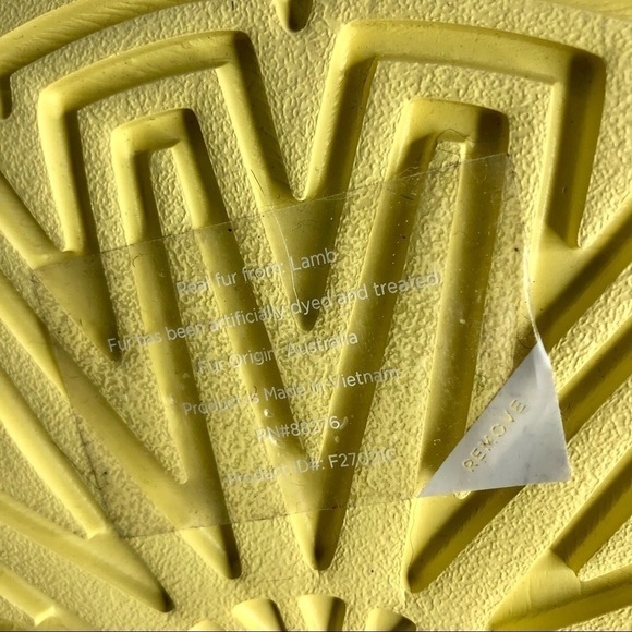 NWOB UGG Fluffita sulfur yellow fur platform slides sandals sheepskin size 6 - Picture 11 of 12